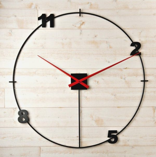 horloge design geante