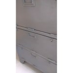 mobilier industriel casier a clapets restauré
