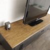 meuble tv vestiaire en metal avec epicea verni mat