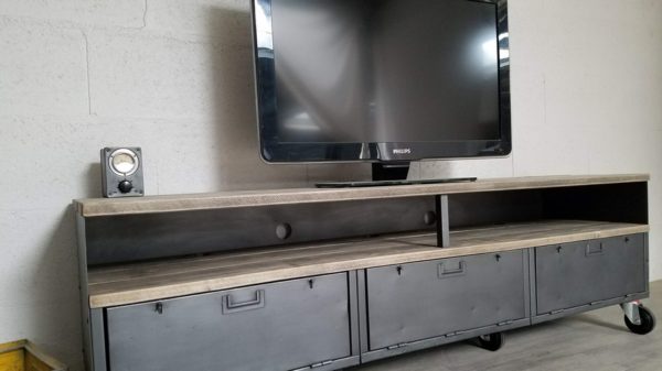 meuble-tv-industriel-restauré