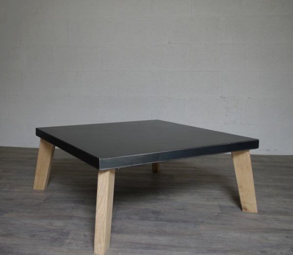 table basse en acier