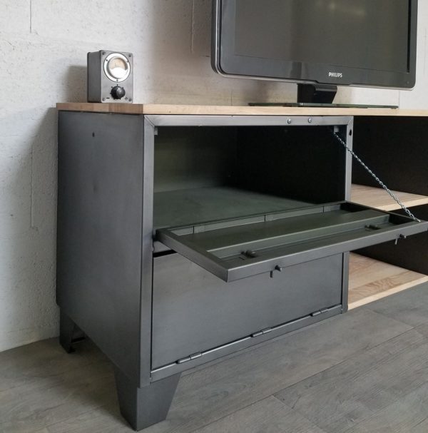 mobilier industriel en meuble tv