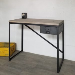 bureau-style-industriel-sur-mesure